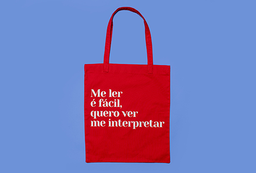 Sacola Vermelha Amora Me ler  fcil, quero ver me interpretar